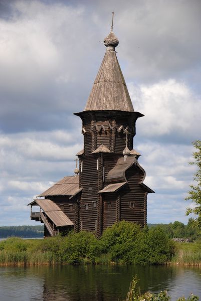 УСПЕНСКАЯ ЦЕРКОВЬ